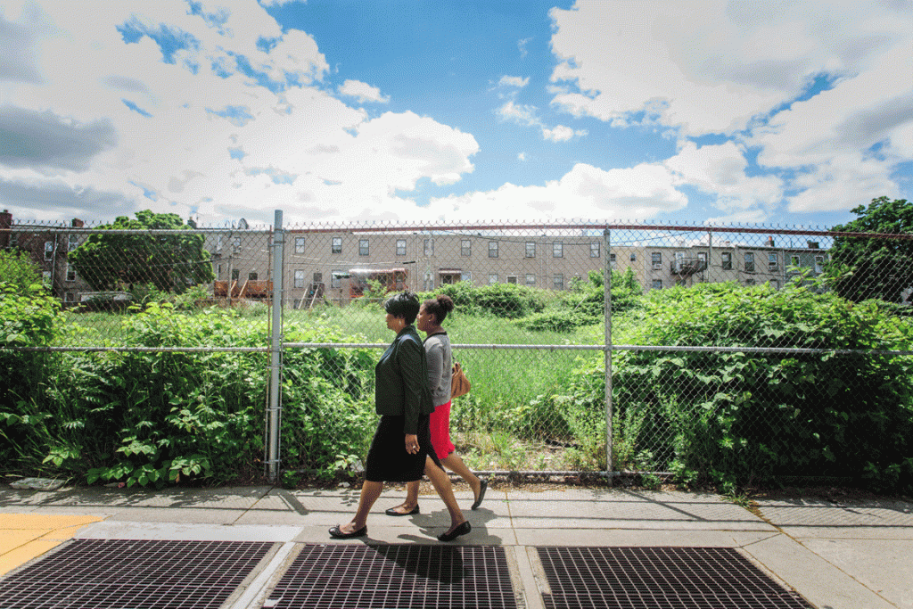 140607_Why_NYC_BedStuy-CampaignAgainstHunger_0187-lores