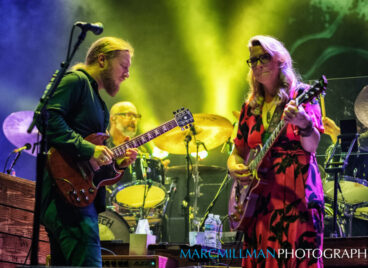 Tedeschi-Trucks-Band-Beacon-Theatre-Sat-10-13-18_October-13-20180064-Edit-Edit-1