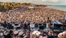 Dead and Co - Photo credit Fandiem