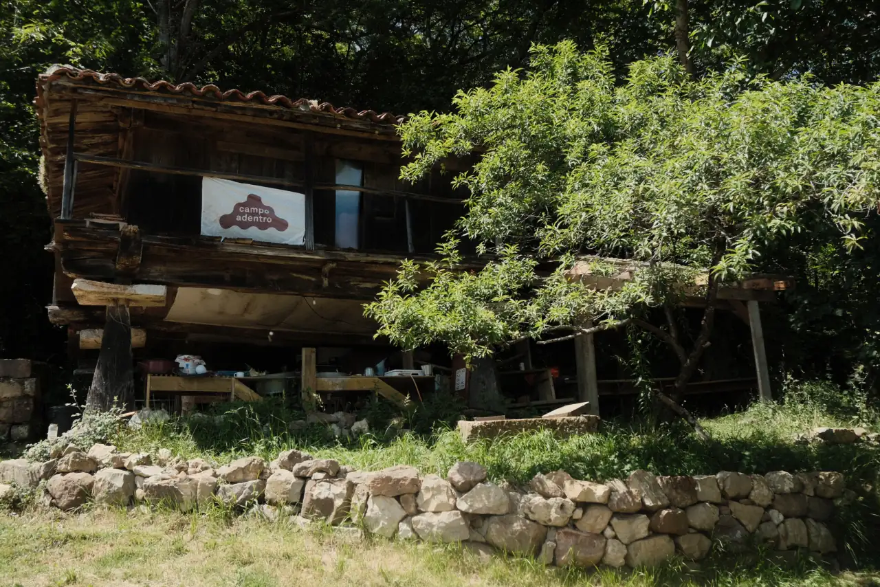 Entrance of the Shepherd School, Campo Adentro. Photo Credit: Melanie Marques